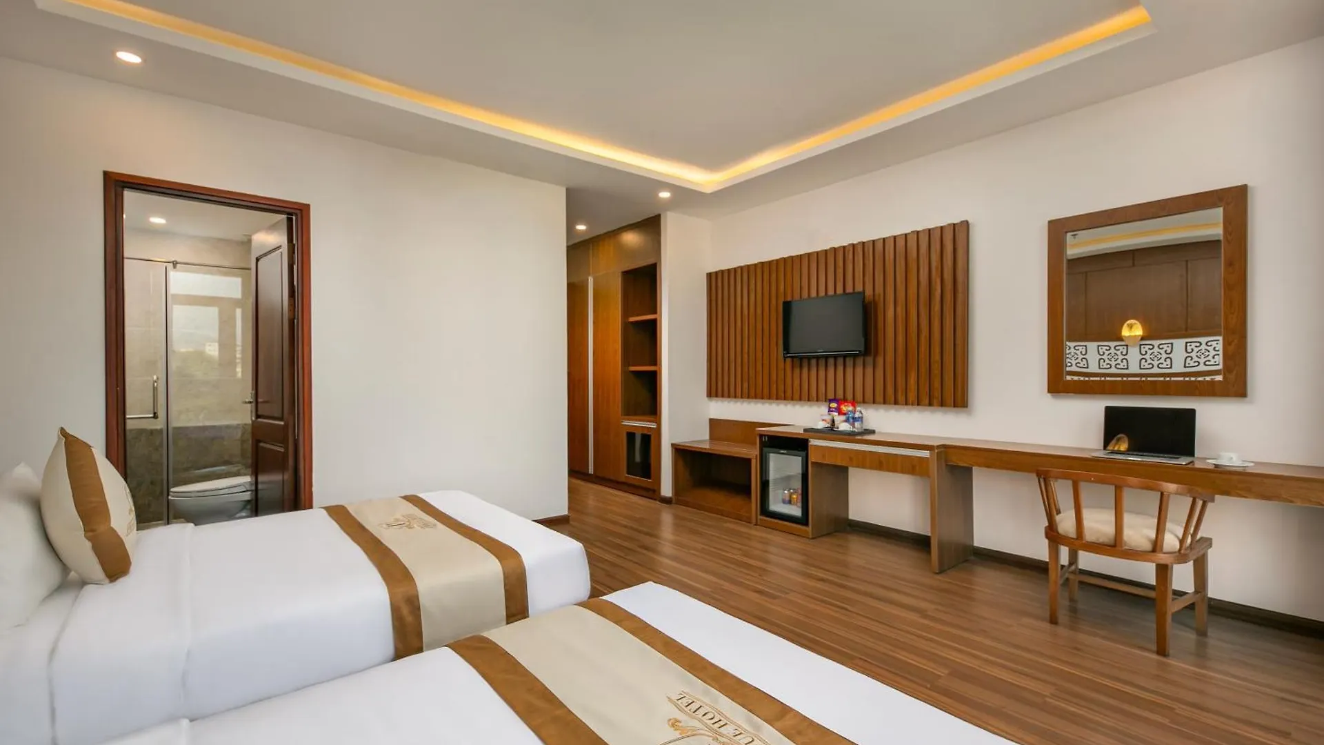 Prague Hotel Danang
