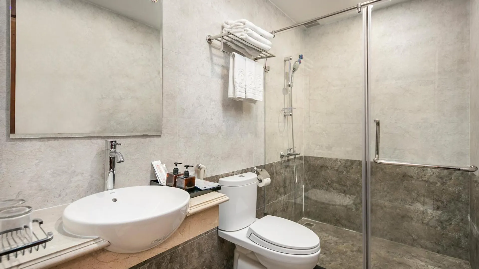 Prague Hotel Danang Da Nang