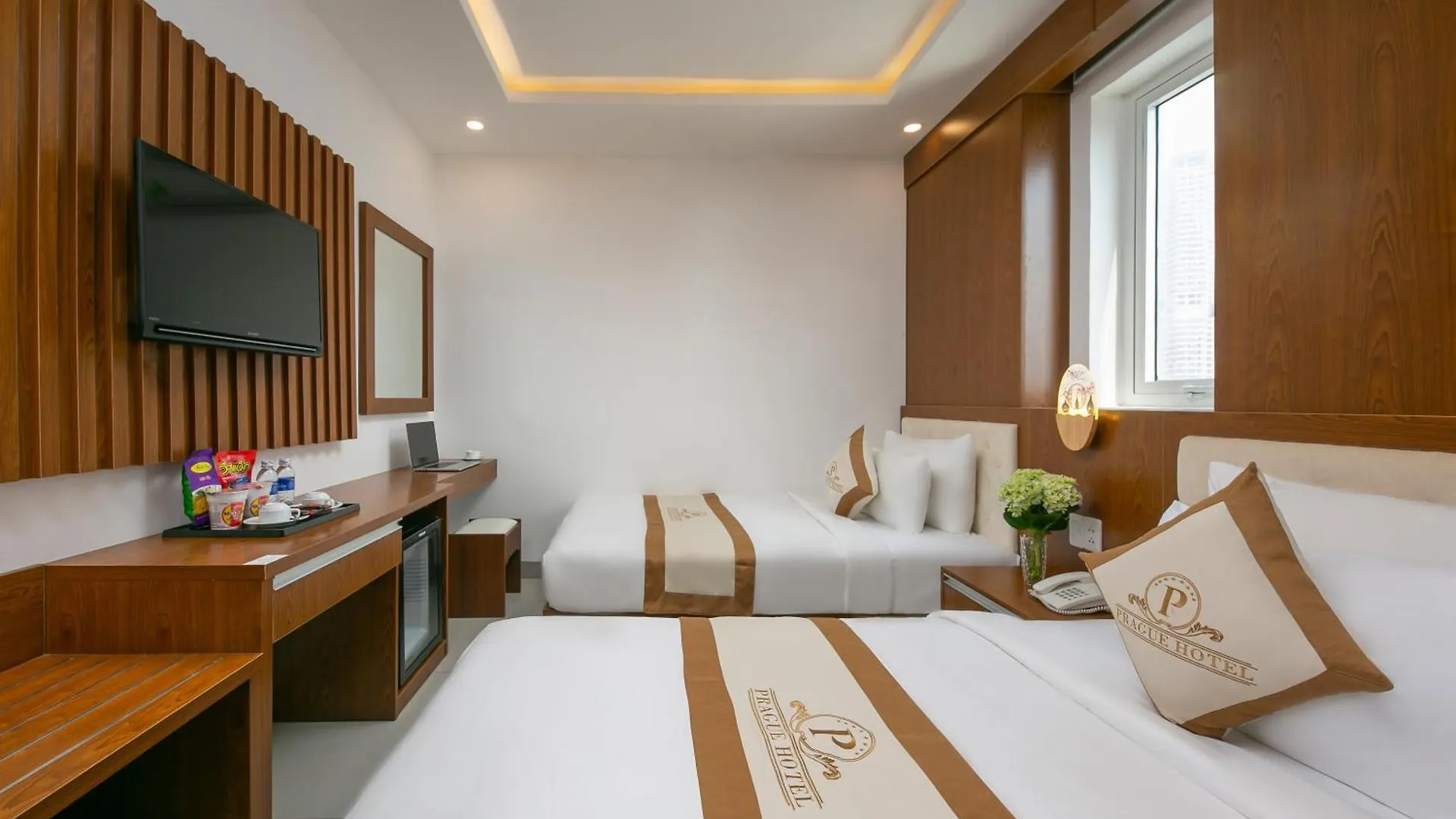 Prague Hotel Danang Bed & Breakfast